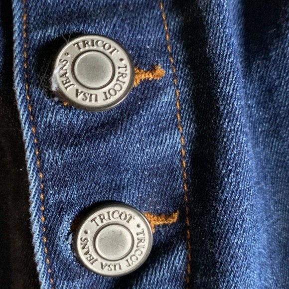 Tricot Button Fly Distressed Hem Jeans - Picture 4 of 9